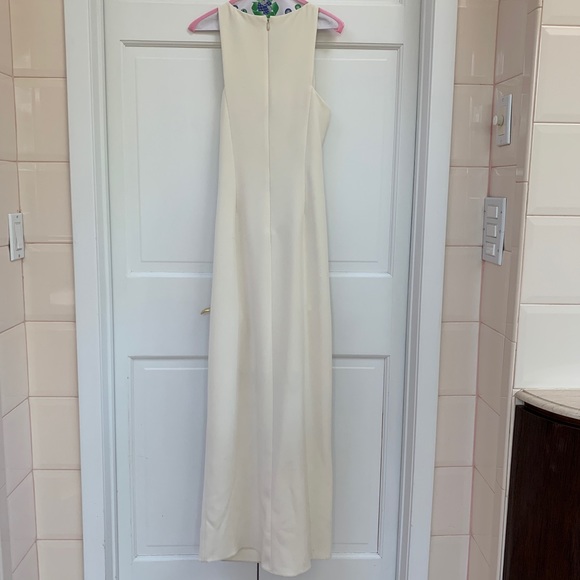 Halston Heritage Ivory Rucched Sleeveless Gown - Picture 7 of 8